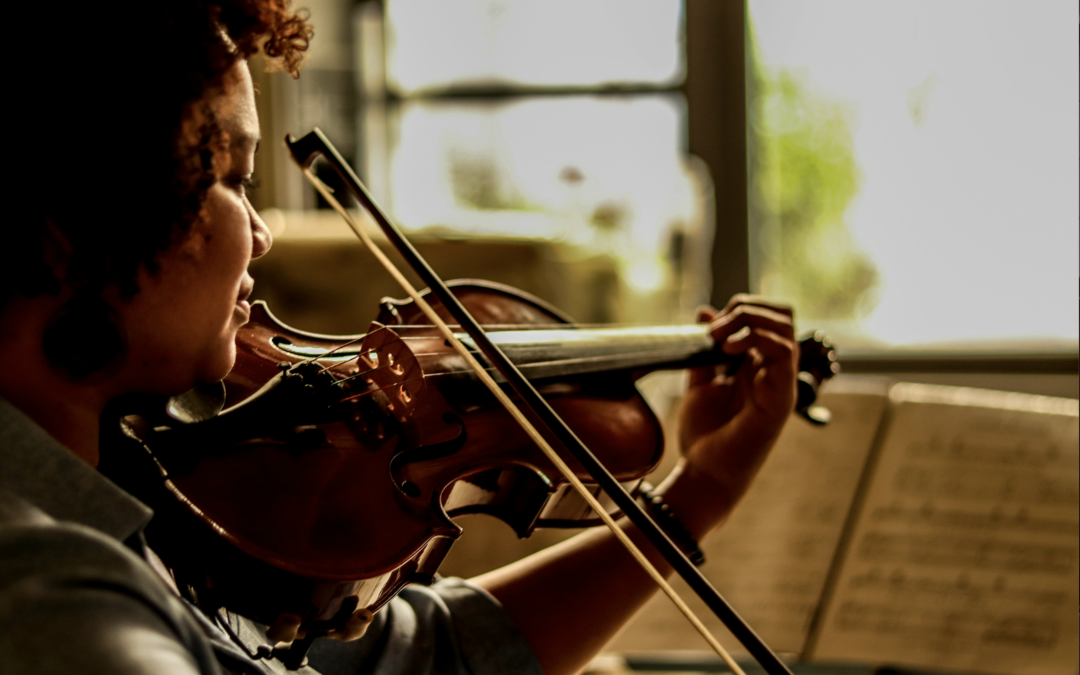 Violinist for Hire: How a Live Violin Player Can Elevate Your Wedding